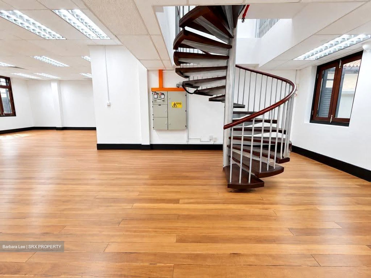 Capital Square (D1), Office #637722821